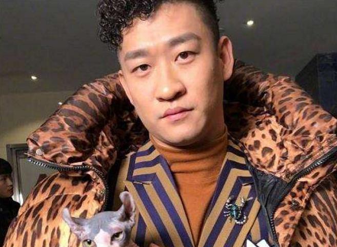 曹云金直播说他和郭德纲的关系,曹云金最新一次直播