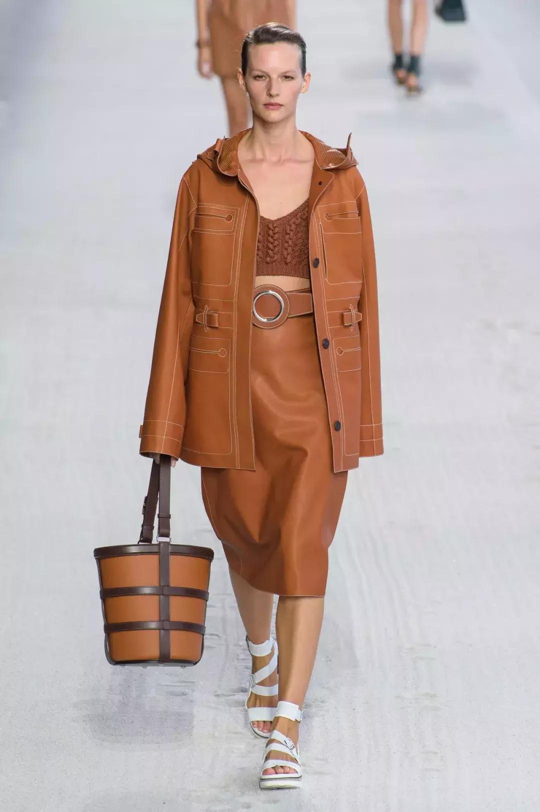 好看的貂皮毛女装,集齐七色召唤