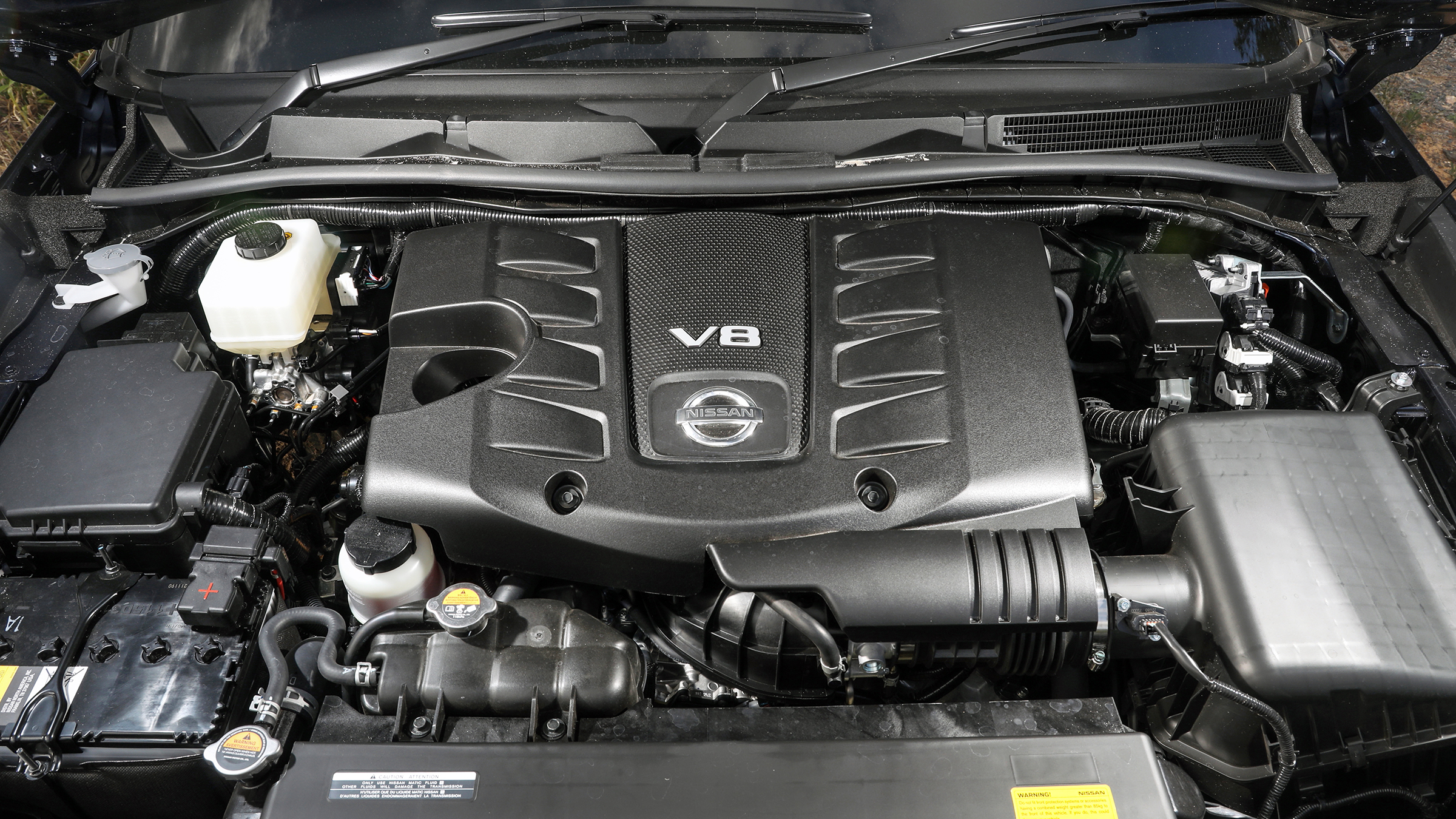 日产途乐vs丰田陆巡越野视频,日产途乐和丰田陆巡哪一款车更大