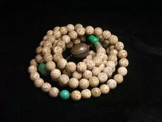 星月咬手需要放几天,星月摸起来黏糊糊有点油