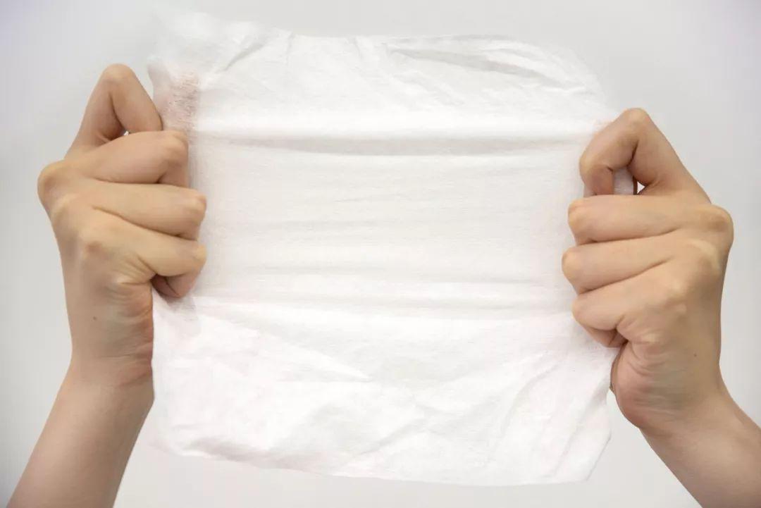 好用的湿巾温和不刺激,湿巾一捏有泡沫怎么回事