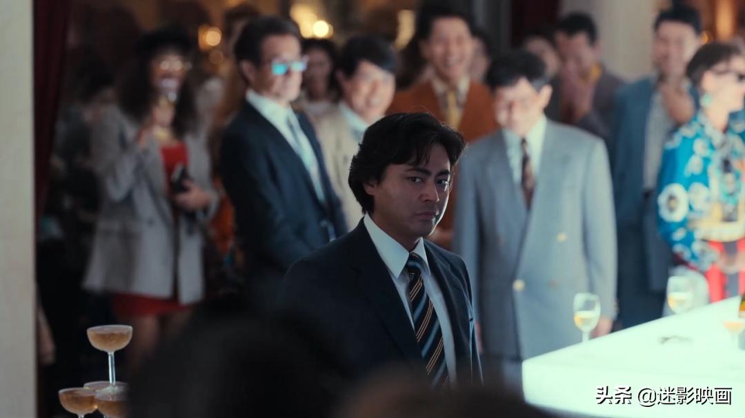 《全裸导演2》：网飞尺度最大的神剧回归，日本成人片帝王消亡史