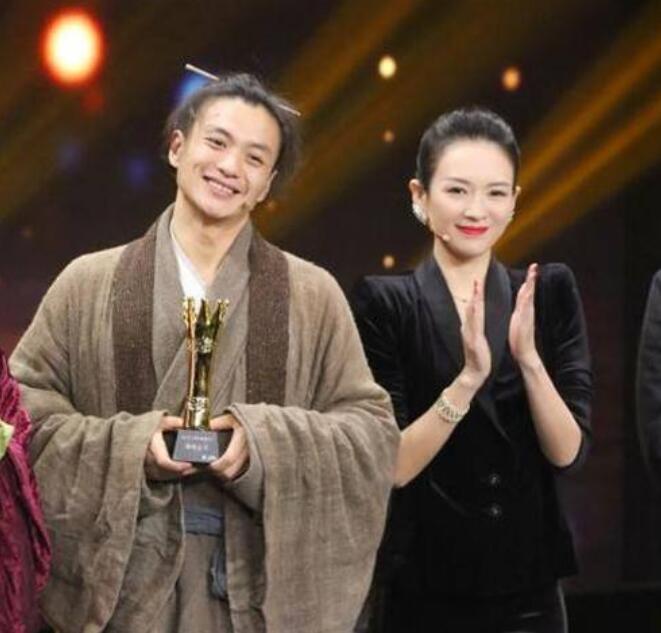 周一围演技被批用力过猛,周一围演技到底有多强