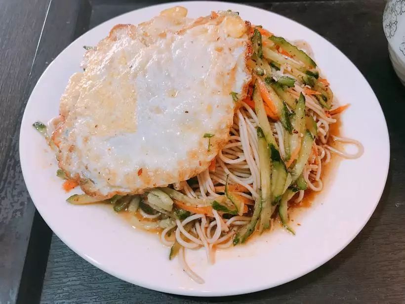 没学历在上海干什么可以挣15000,月薪不足5000的看过来