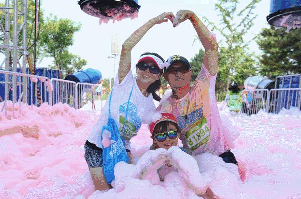 白鹿温泉水上乐园一日游,白鹿温泉加勒比海滩水上乐园团购