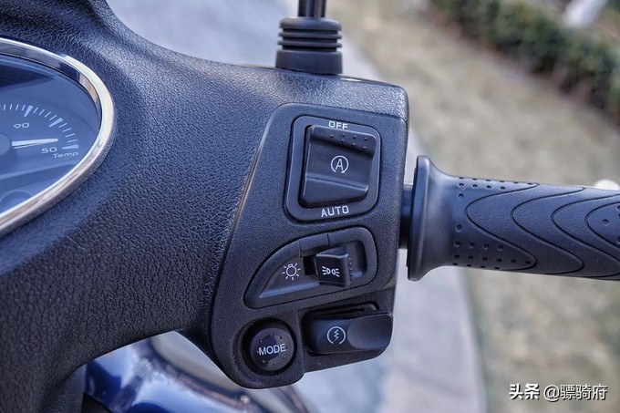 五羊本田PCX150，比亚乔medley150，DRG158三款高端踏板车横评