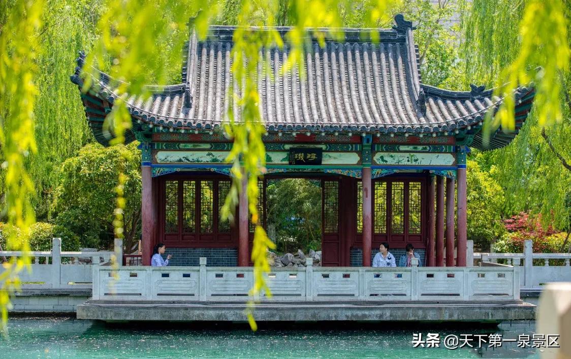 济南珍珠泉为天下第三泉,济南的珍珠泉