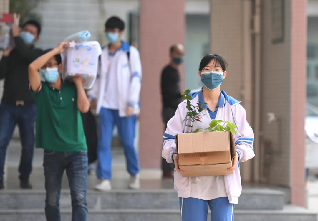 *江阳**364所中小学校学生5月11日返校