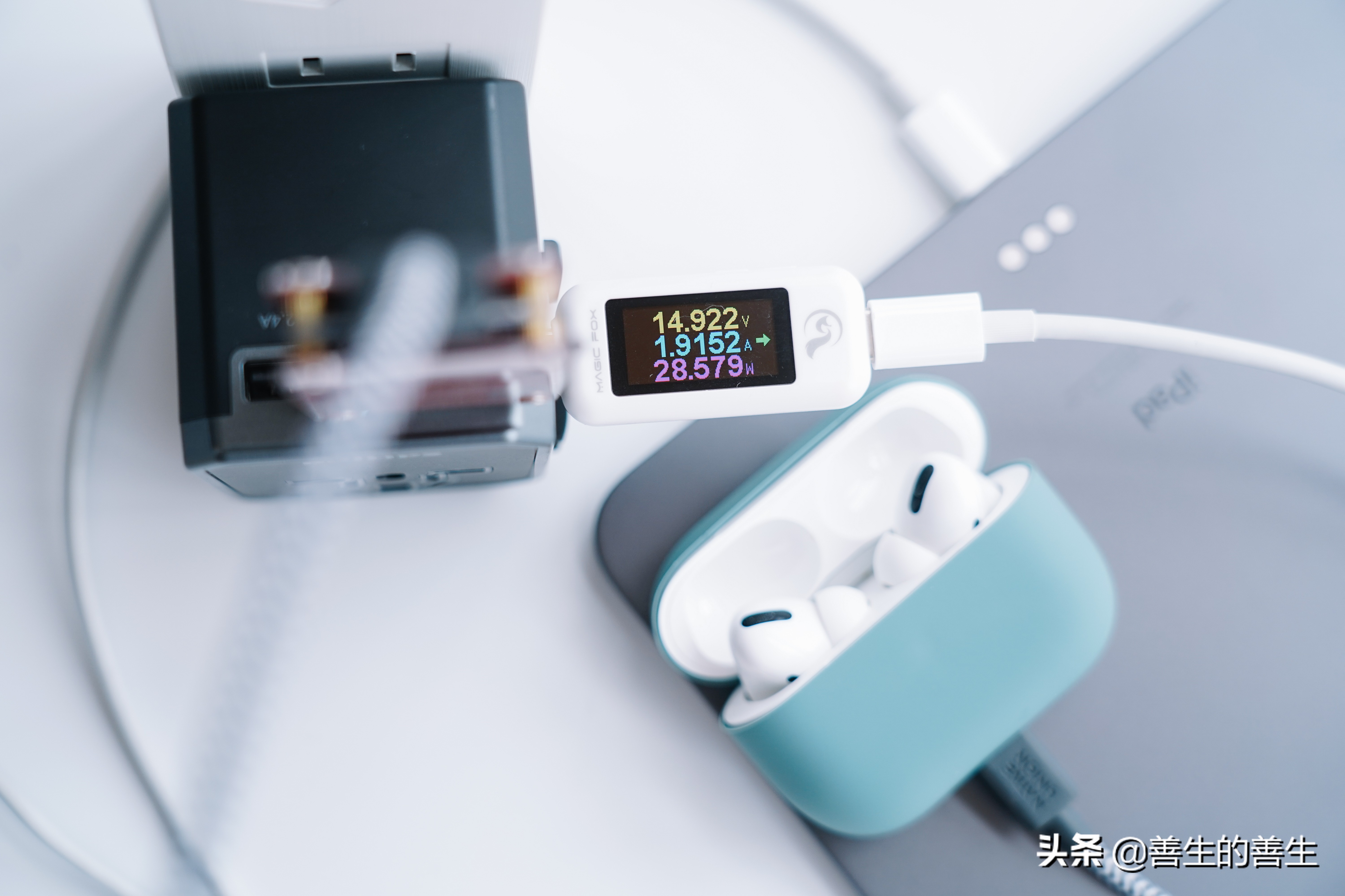 出国只带一个行李箱,飞利浦三脚usb插座评测