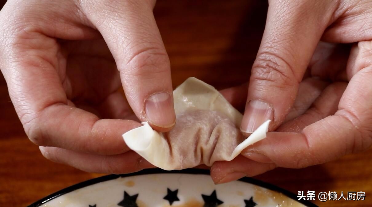 小馄饨的肉馅的正确做法,小馄饨肉馅怎么调比较好吃