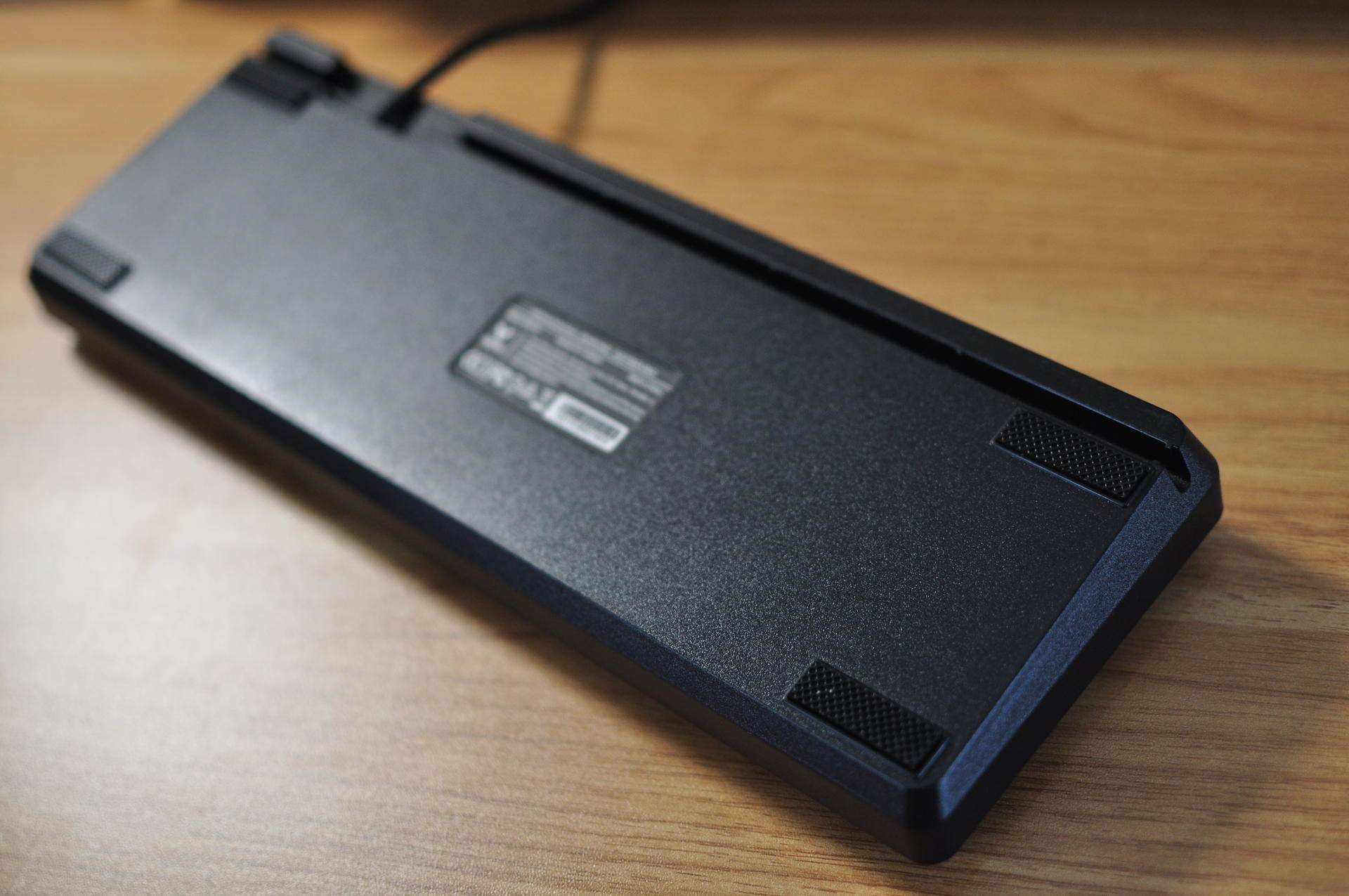 雷柏入门级机械键盘,雷柏v860-87游戏机械键盘详解