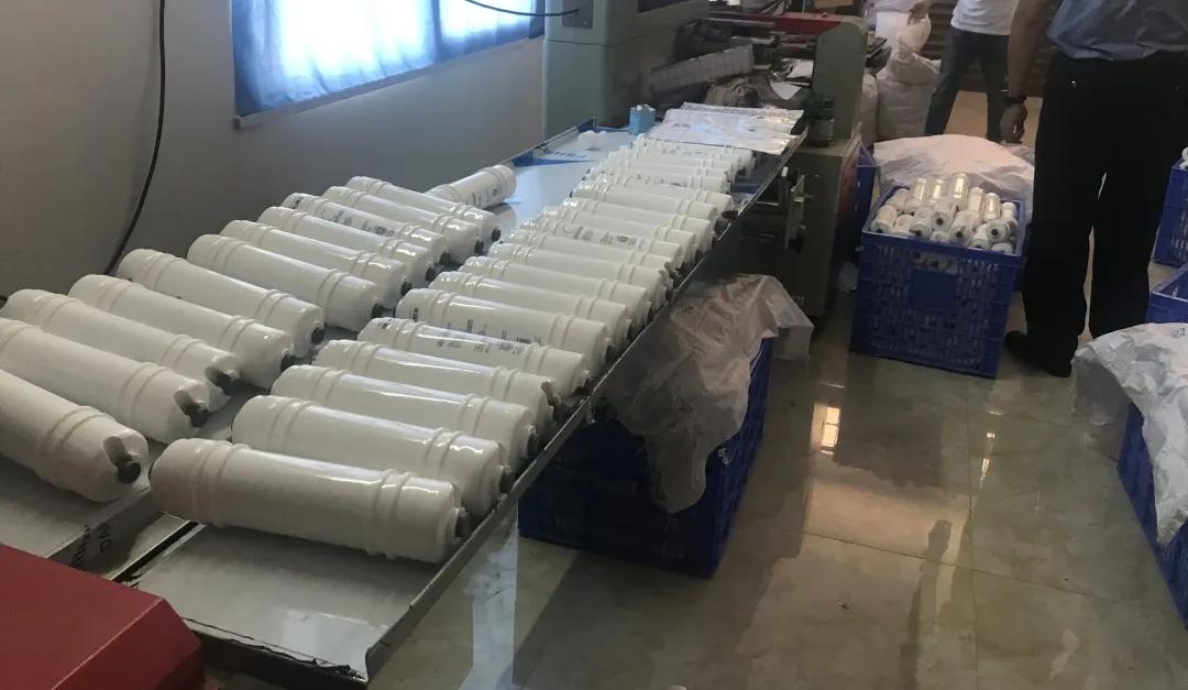 美的净水器造假案,315曝光美的净水器滤芯打假