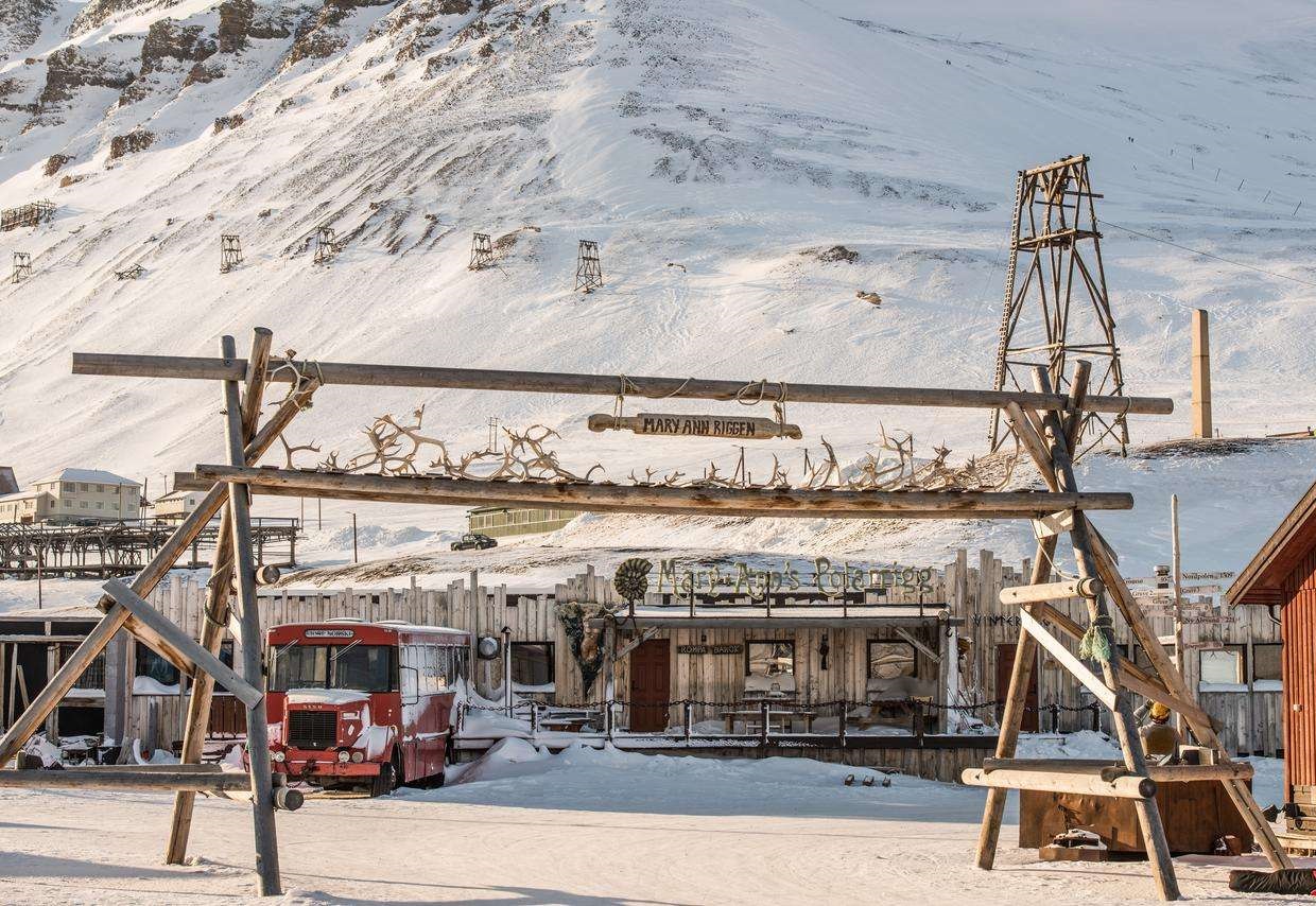 “极北之城”朗伊尔城：世界最北端城市，唯一判定死亡违法的城市