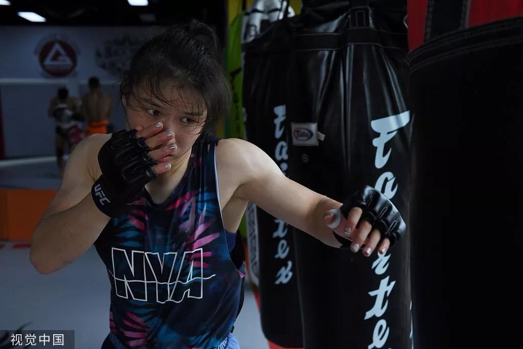 张伟丽为什么赢一次就冠军了,张伟丽为什么这么快能打冠军