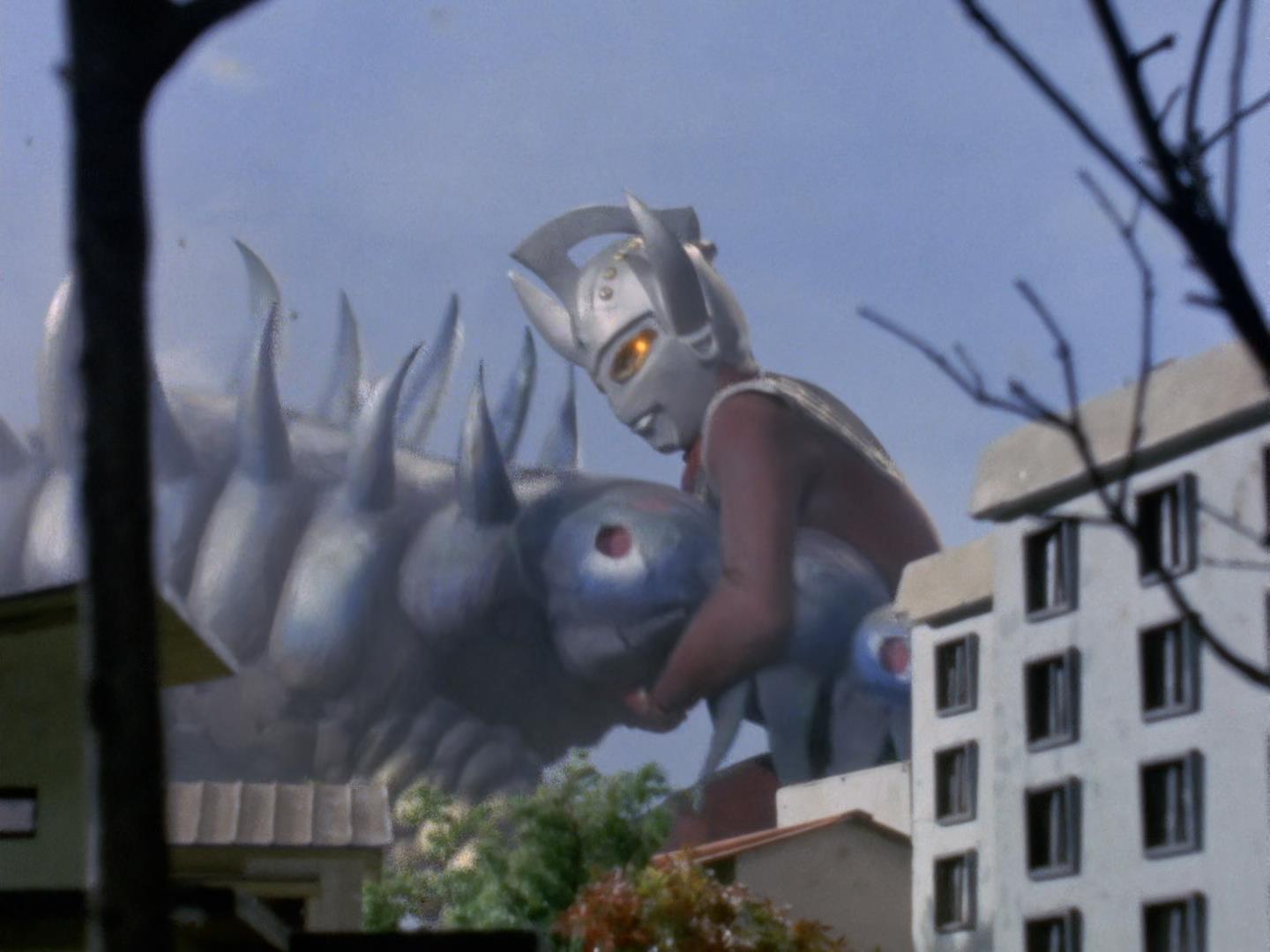 泰罗奥特曼不断成长，现在他已经成为新的“奥特之父”