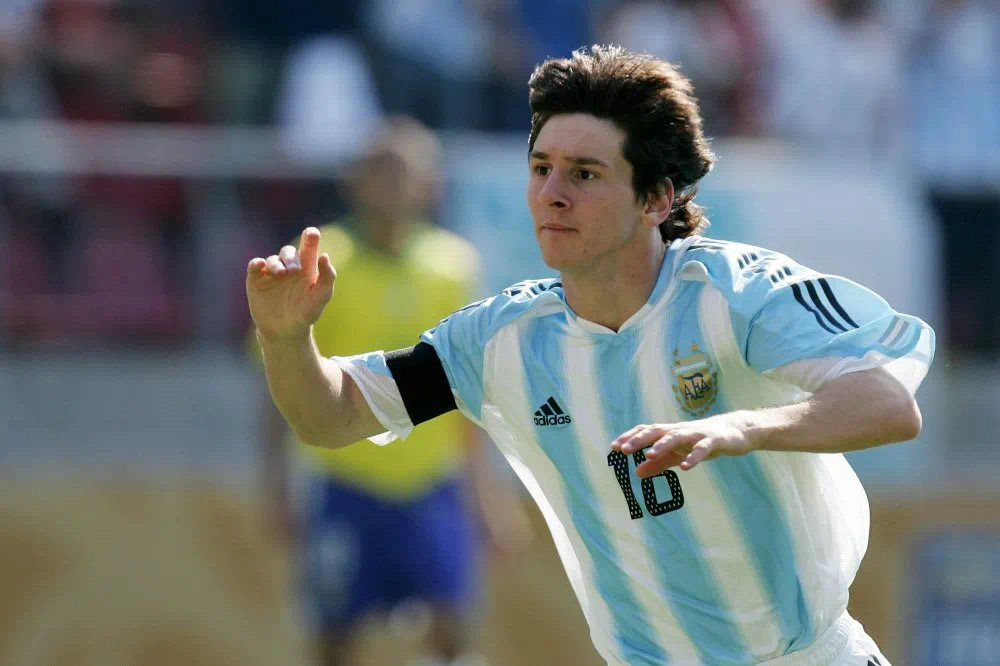 梅西球王之路,梅西天才完整版