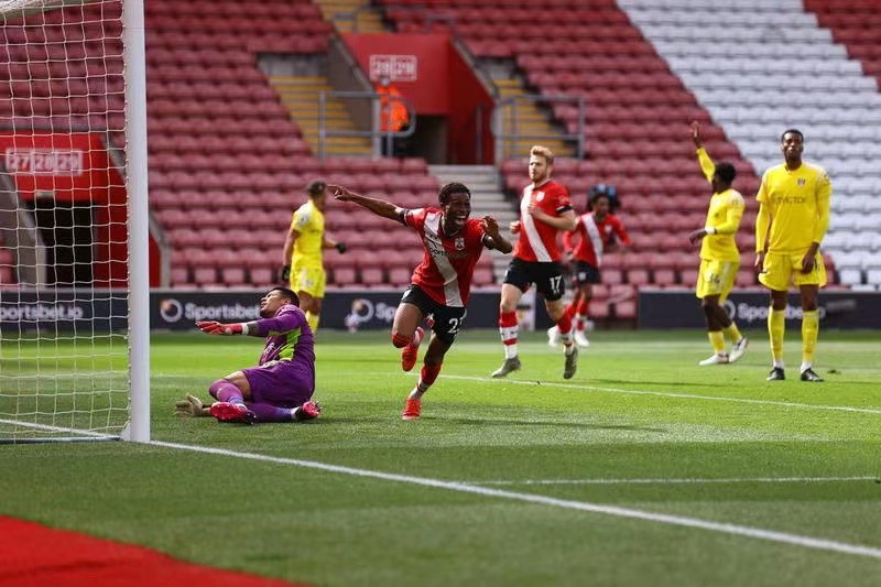 欧洲联赛杯曼联对巴萨,欧联杯曼联vs阿贾克斯阵容