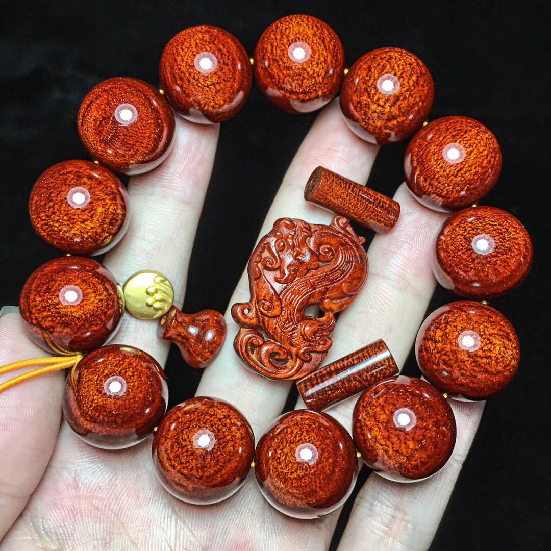 金星小叶紫檀手串2000元以上图案,金星小叶紫檀手串市场价多少钱