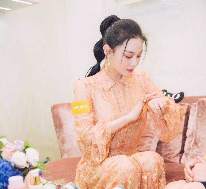 黑料铺天盖地,黑料满天飞娱乐圈