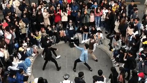 韩国首尔摆地摊,去首尔当练习生