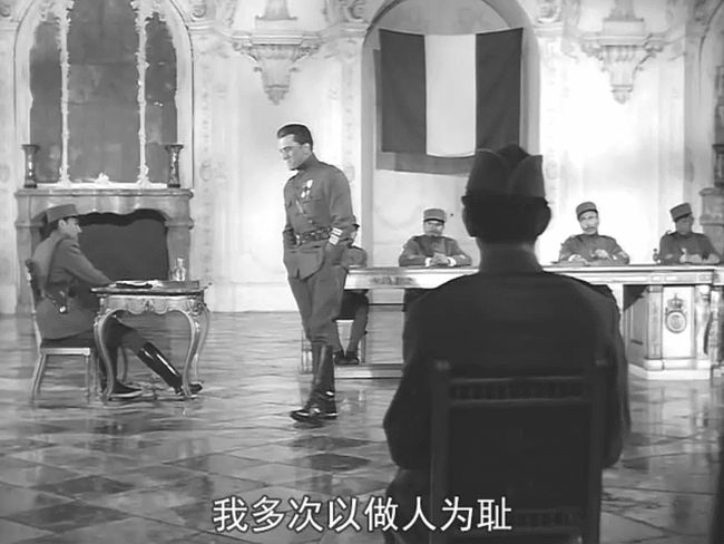 库布里克最好的作品？《光荣之路》：寻找一种麻痹的真实