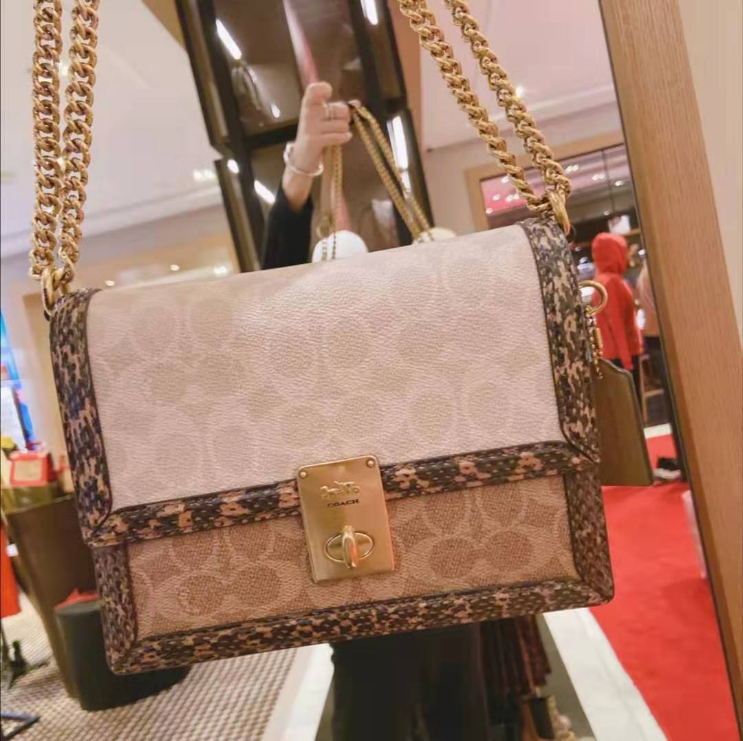 看了就想剁手,百搭有质感的小众包包推荐