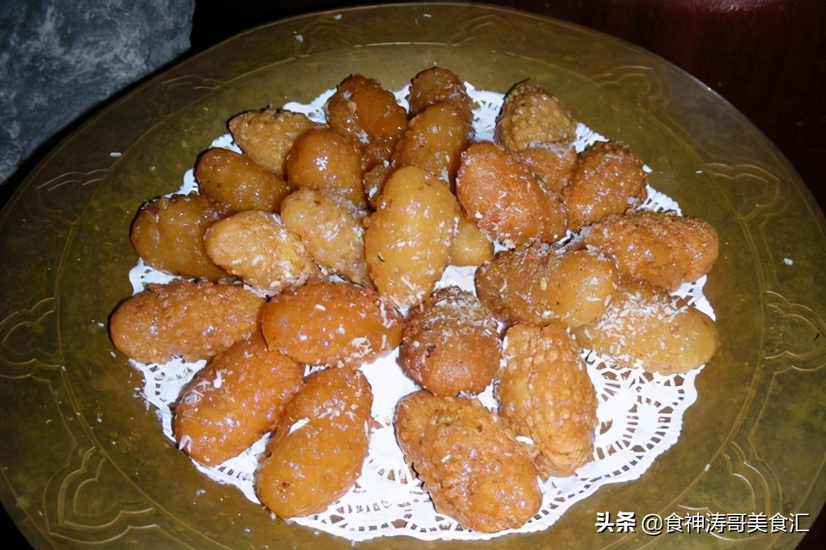 沙特家庭的一日三餐，营养过剩导致胖人太多，无奈宣布减肥换黄金