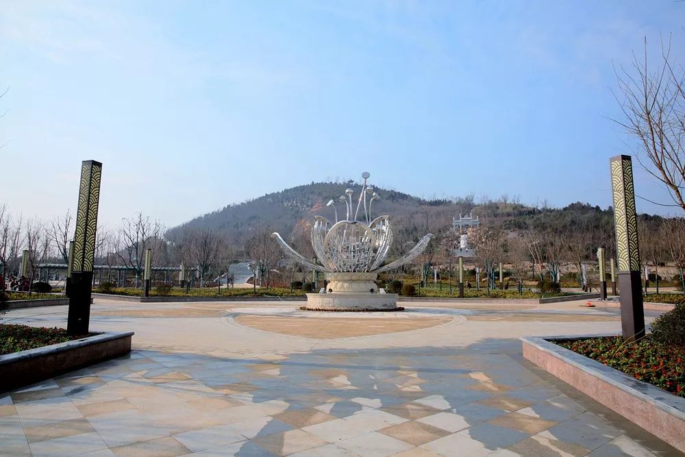 南区人有福了!徐州两大山体公园开放!瀑布、壁画、花……