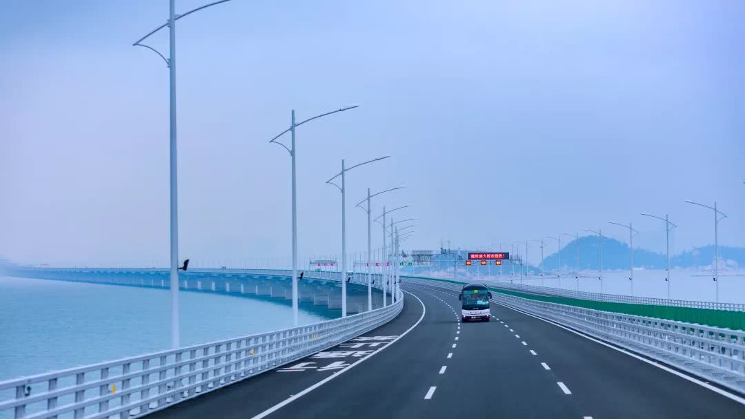 如何在香港迪士尼便宜的玩一天,香港迪士尼5小时逛完