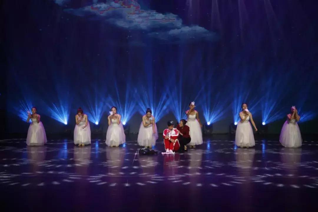 恰同学少年沉浸式演出,恰同学少年比赛现场第一名