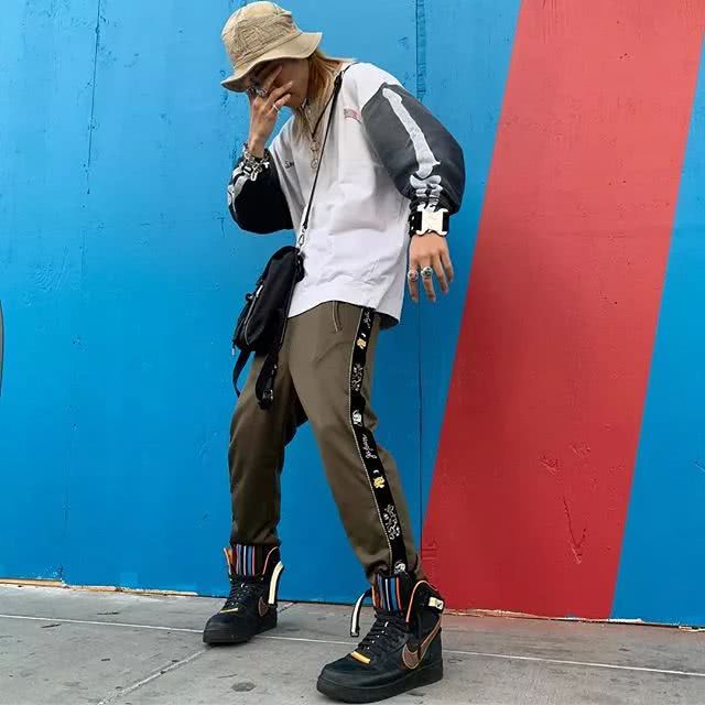 天气冷不想扎头发怎么办,热天洋气又凉快的帽子