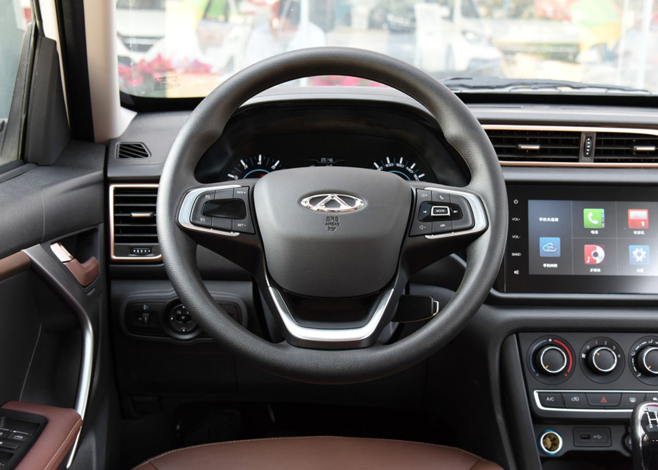 奇瑞瑞虎3有时尚版型吗,奇瑞瑞虎3和长安cs35plus哪个好