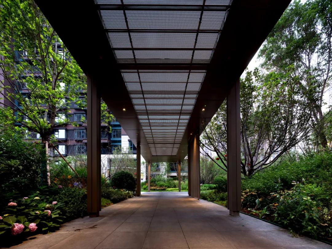 南京珠泉花园到万科翡翠公园,银川万科翡翠公园林溪花园