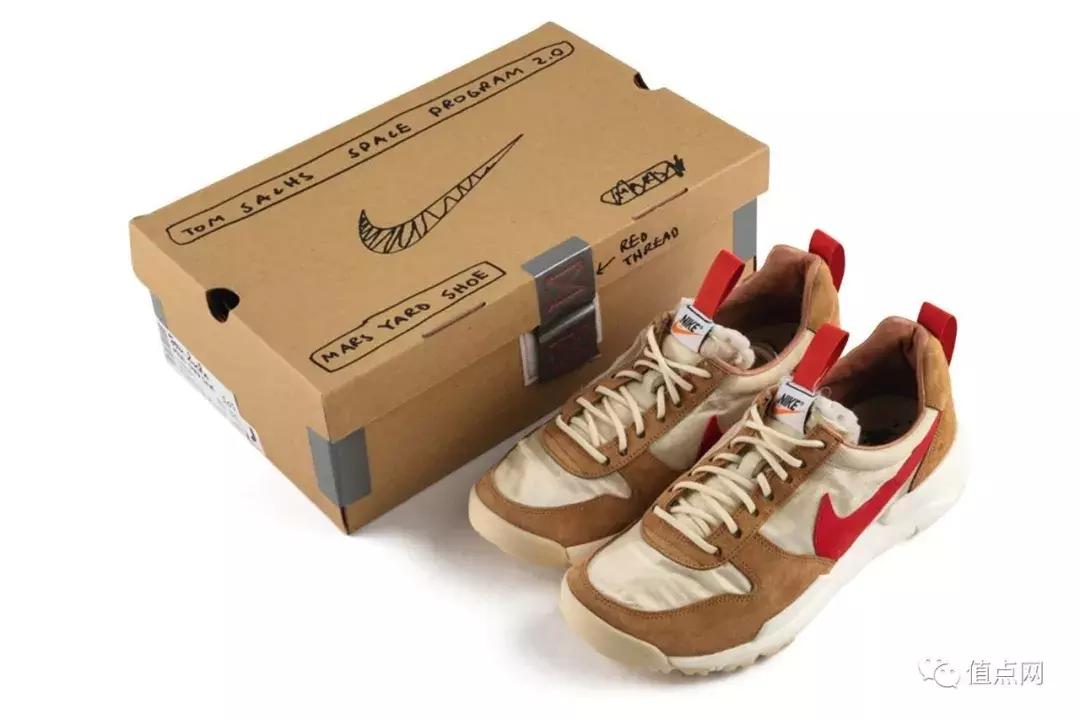 苏富比拍卖联名鞋 (苏富比拍卖鞋)