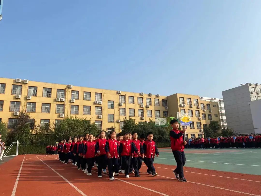 洛阳市实验小学运动会开幕式,洛阳洛龙区第三实验小学运动会