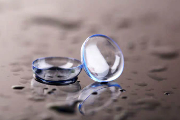 如何正确的选择隐形眼镜,隐形眼镜怎么选择才是最自然