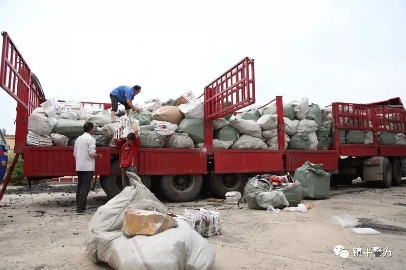 南阳镇平“3.13”跨国制售假冒LV等品牌箱包鞋服案被评为河南打击经济犯罪十大典型案例