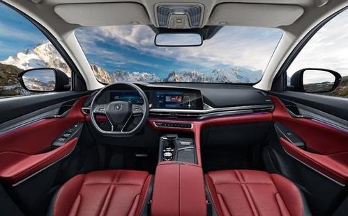 二代长安cs75plus1.5t动力够不够,外观更加激进长安cs75