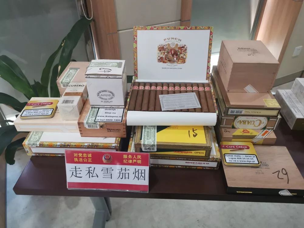 微信上卖的IQOS烟弹能戒烟？假的！南浔公安破获湖州史上最大新型*草烟**产品非法跨省案