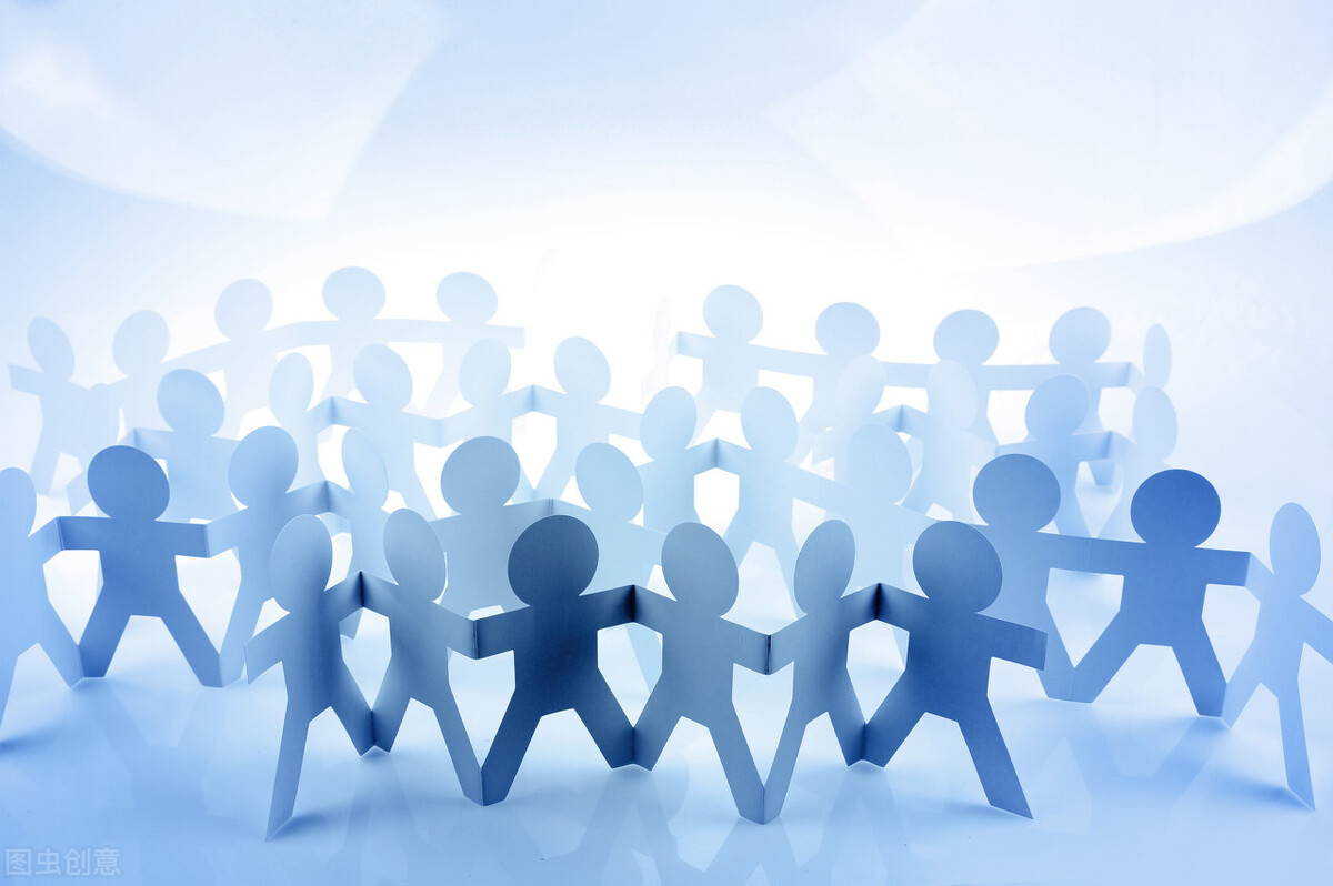 现在大多数人的月收入待遇水平，是多少呢？