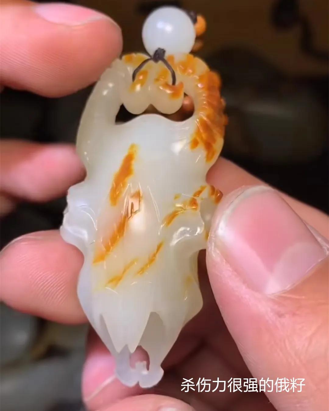 籽料伪装者视频 (俄料仿籽和田籽料的区别)