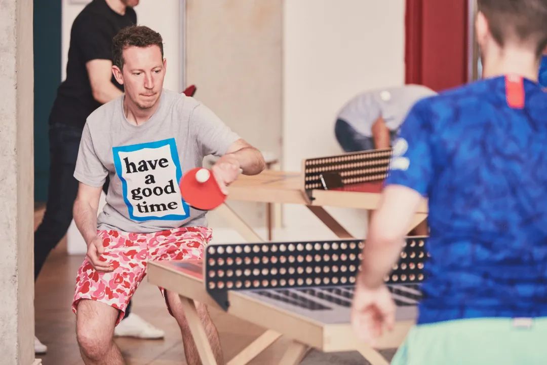 最简易乒乓球桌,自制乒乓球拍乒乓球桌