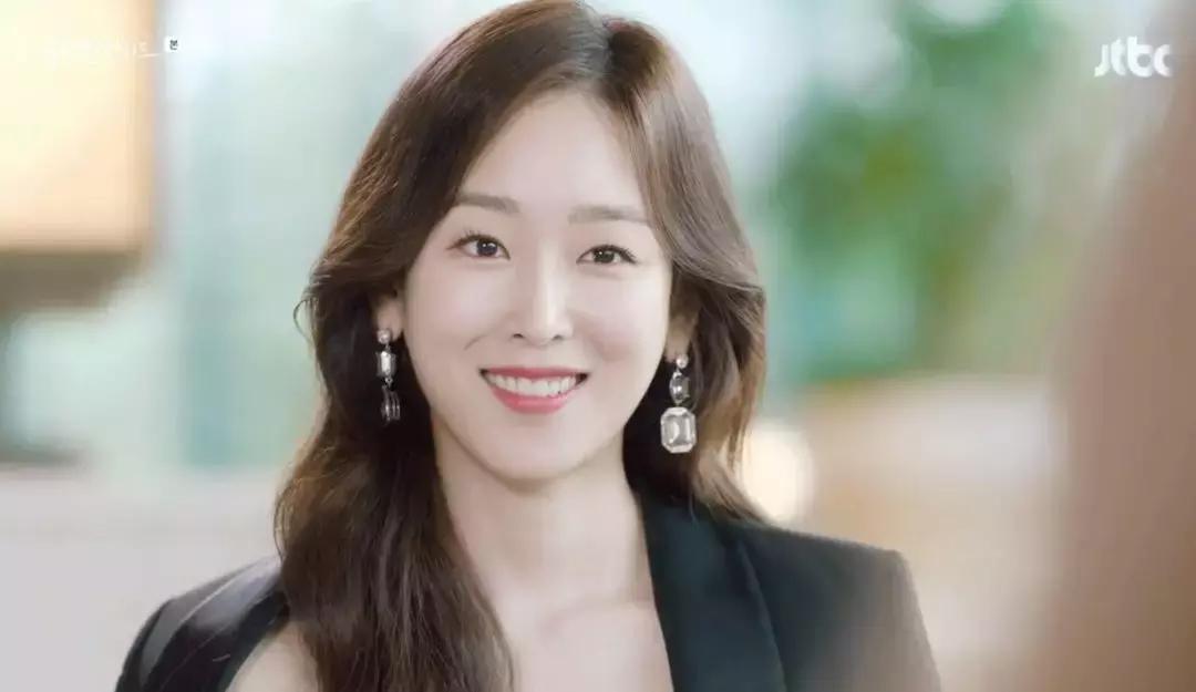 内在美韩世界同款裙子,内在美韩世界跪地认错