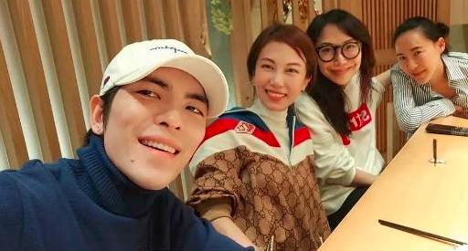 姐弟恋？超越钟丽缇？这位47岁的大姐姐给萧敬腾灌了什么*魂迷**汤