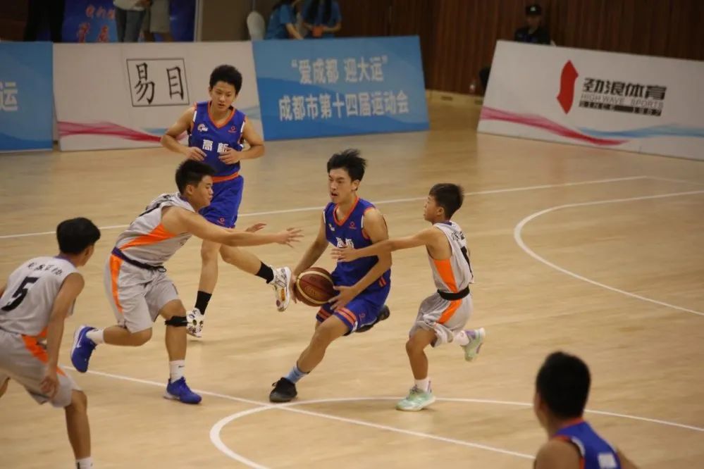 这一盘,市运会2金1银!玉林中学“硬核”篮球队,拿奖拿得手软