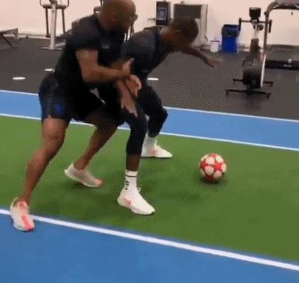 曼联十佳球伊哈洛,伊哈洛拉什福德马夏尔