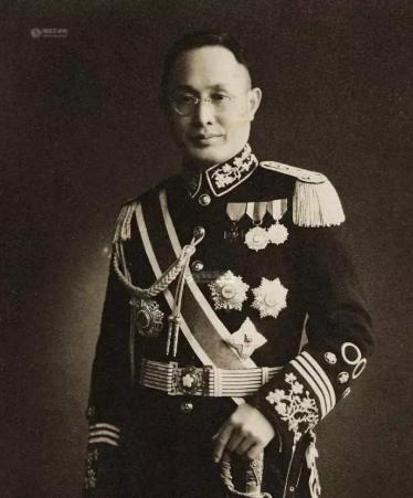 黄维妻子为什么跳河自尽,妻子苦等丈夫7年完整版大结局