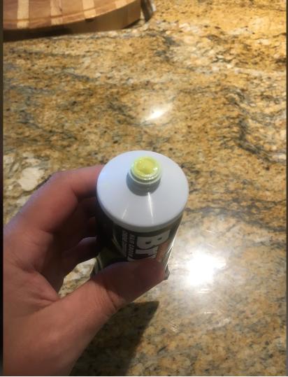 快递变慢递！加拿大男子网购护发素，8年后的疫情期竟然才收到