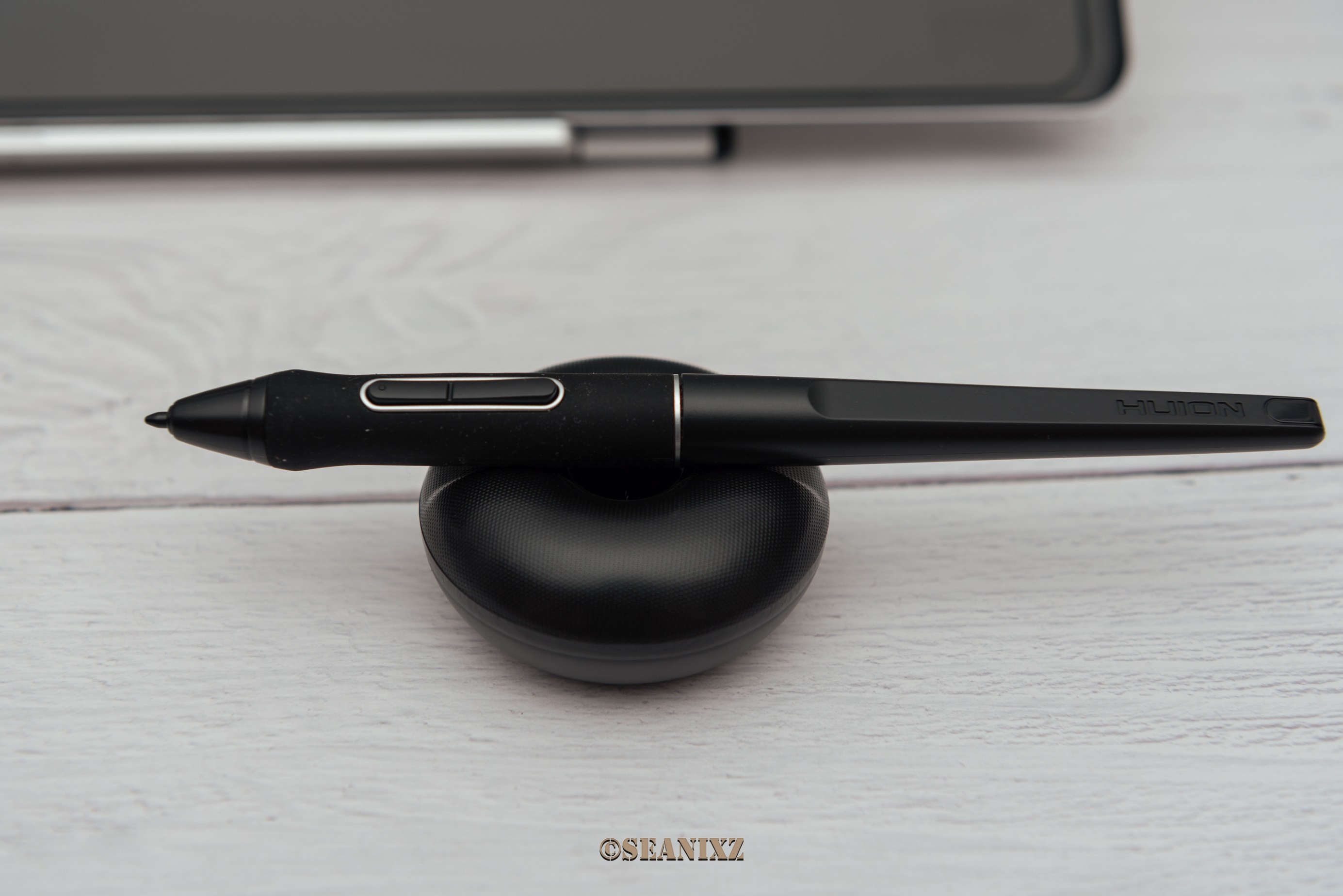 接近真实的纸笔绘画：绘王（HUION）KamvasPro16手绘屏使用体验