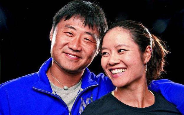 儿女双全的李娜和姜山,姜山回应李娜视频